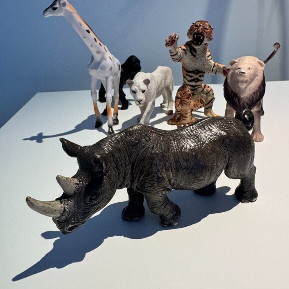 Safari Wild Animal Figurine Set – Lot of 10 - Picture 7 of 8